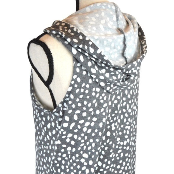 Evolution & Creation Swim Lounge Hooded Coverup, Gray & White - Medium - Picture 5 of 7